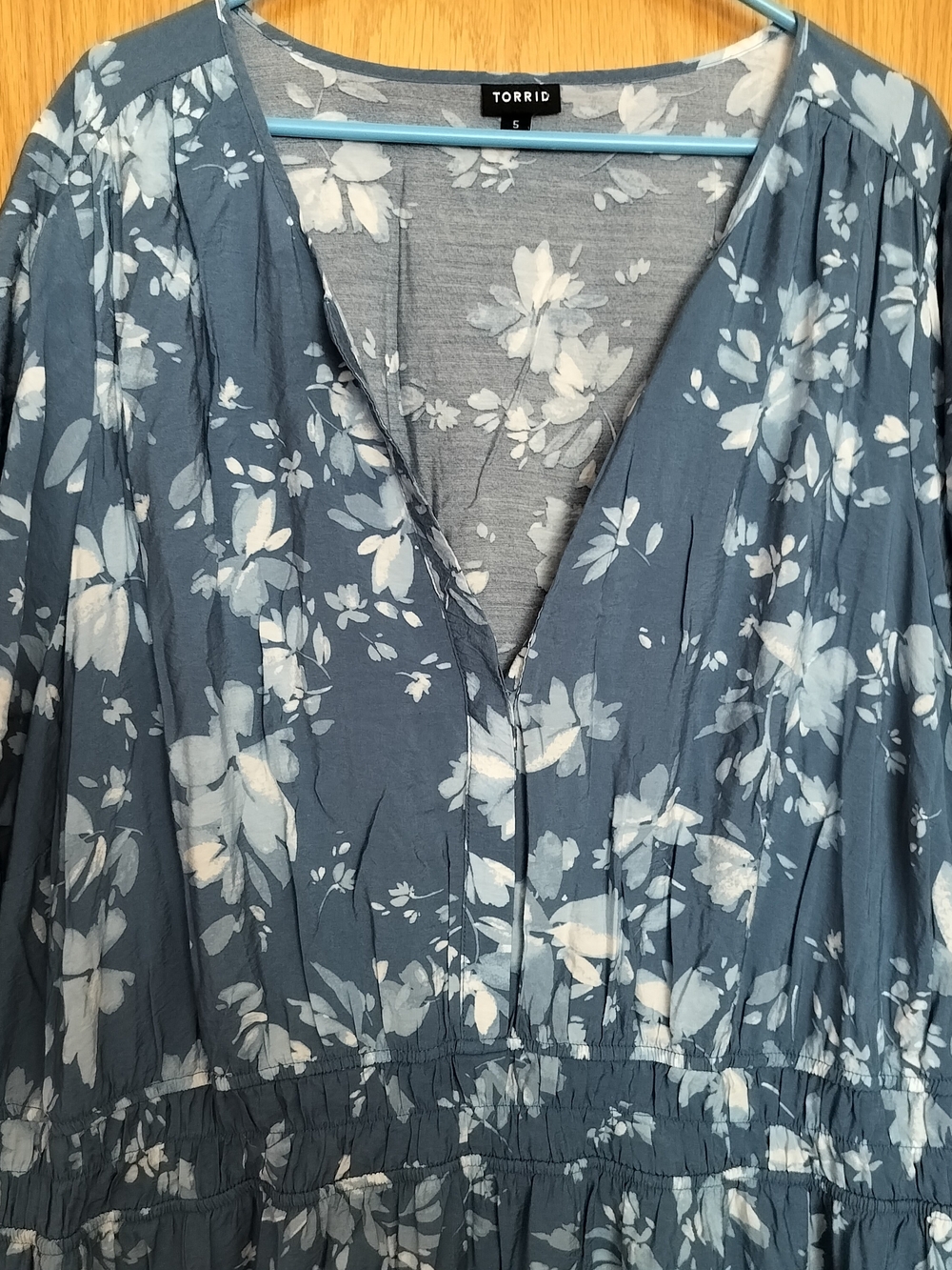 Torrid Blue / White Floral Maxi Dress Size 5 - Picture 3 of 8